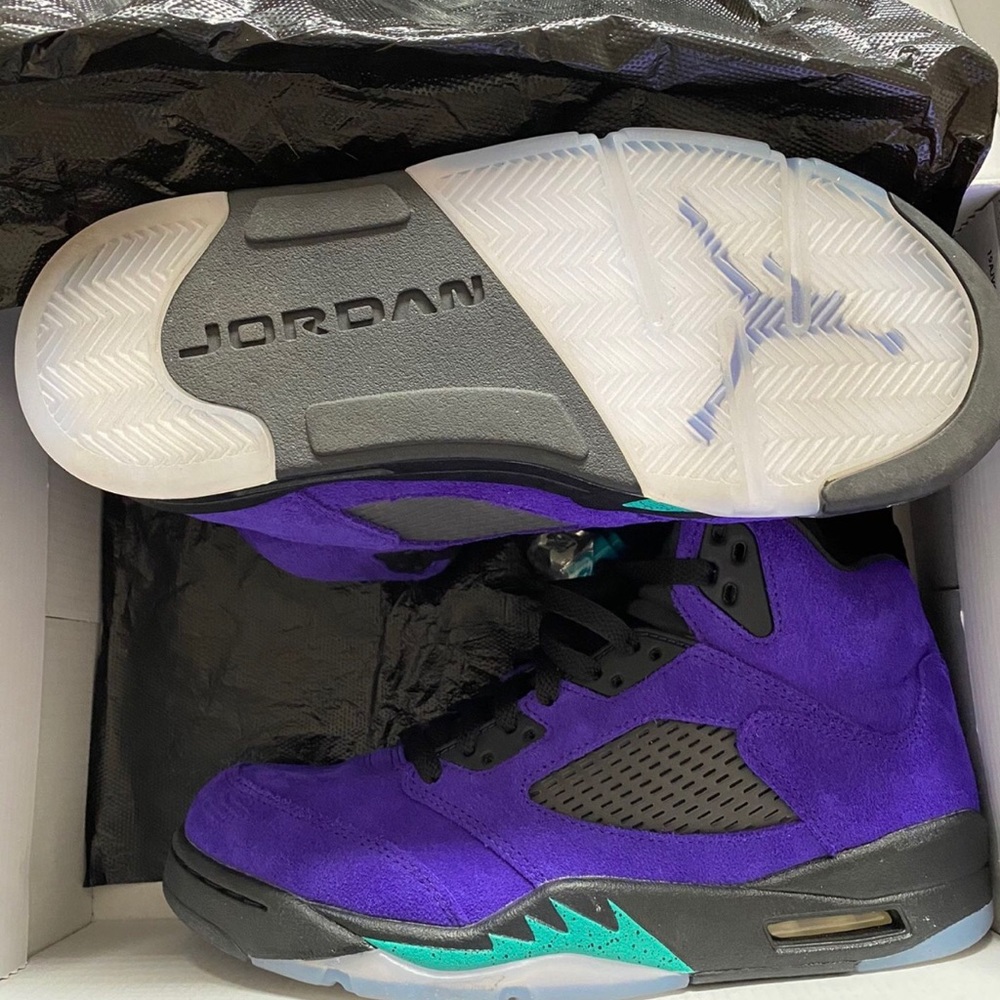 Jordan Purple and Black Men's Shoes